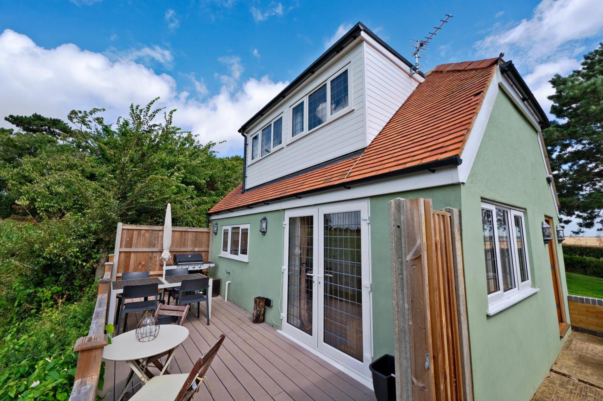 Owlet Lodge Chislet 外观 照片